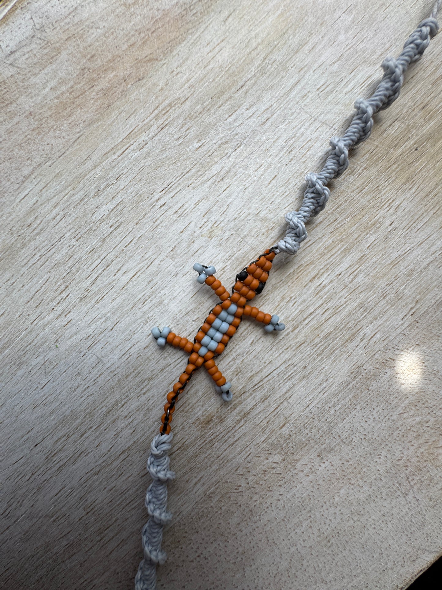 Lizard Bracelet Sliding Knot