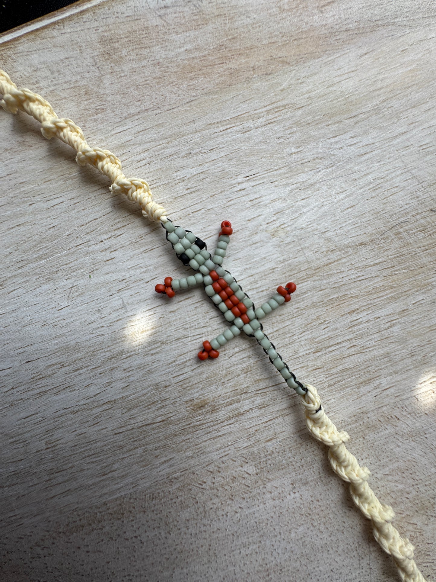 Lizard Bracelet Sliding Knot